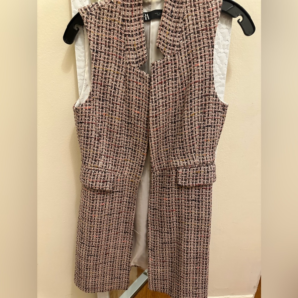 Pink vest zara brand size small texturized